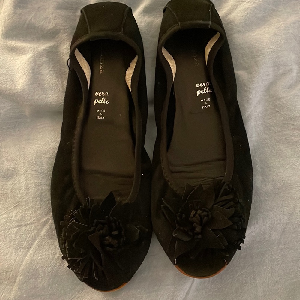 Fabulous Anna Fidanza black peep toe suede shoes 8
